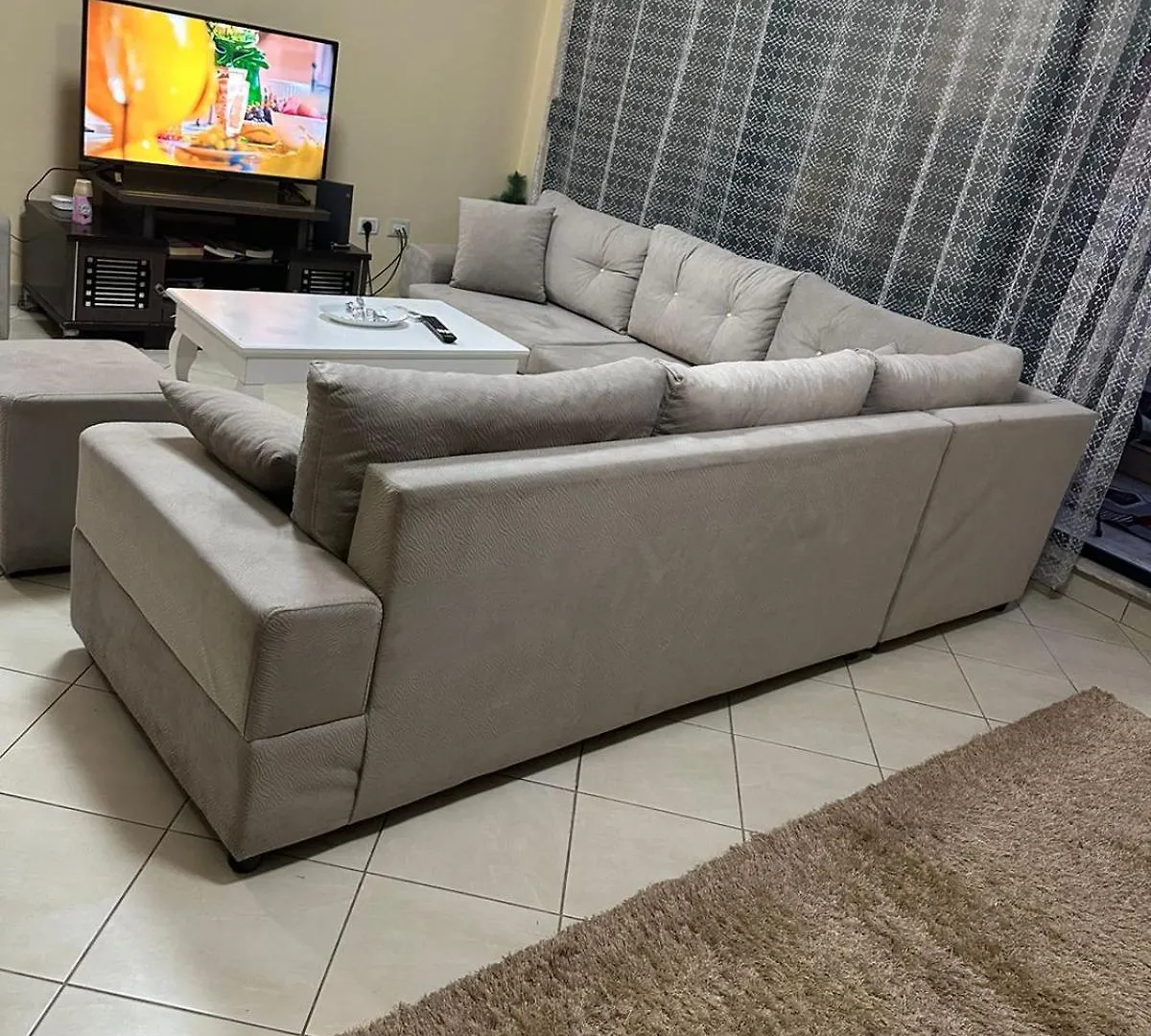 شقة Kompleksi Delijorgji Apartament تيرانا 0*,