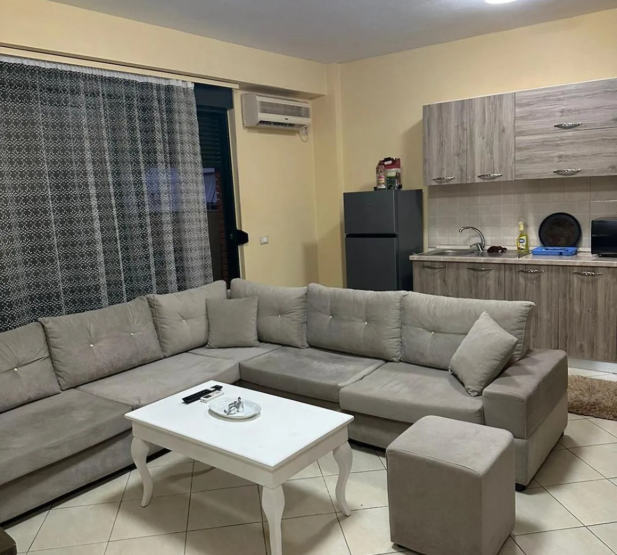 شقة Kompleksi Delijorgji Apartament تيرانا